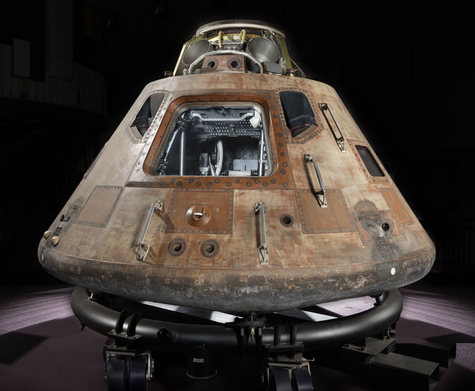 Apollo_Command_Module3.jpg